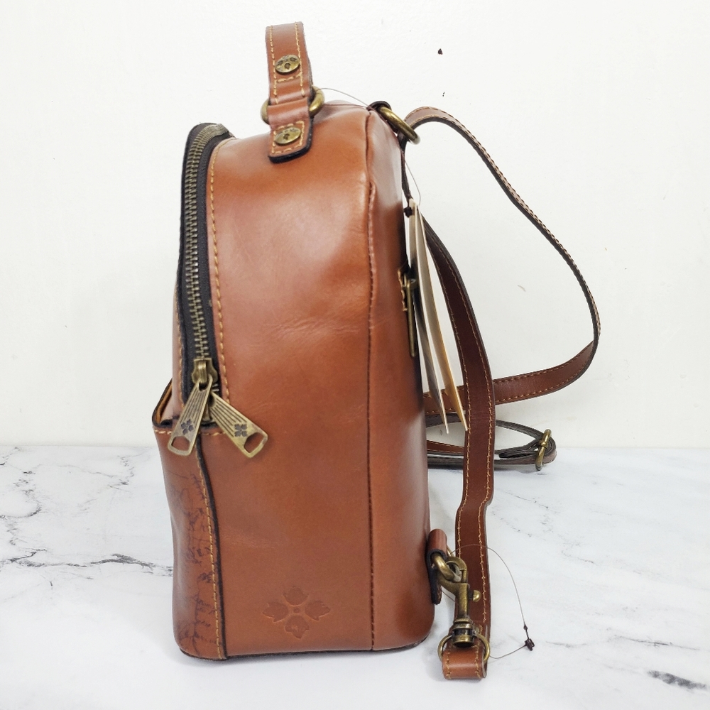 Patricia Nash Montioni Signature Map Backpack - Picture 3 of 8